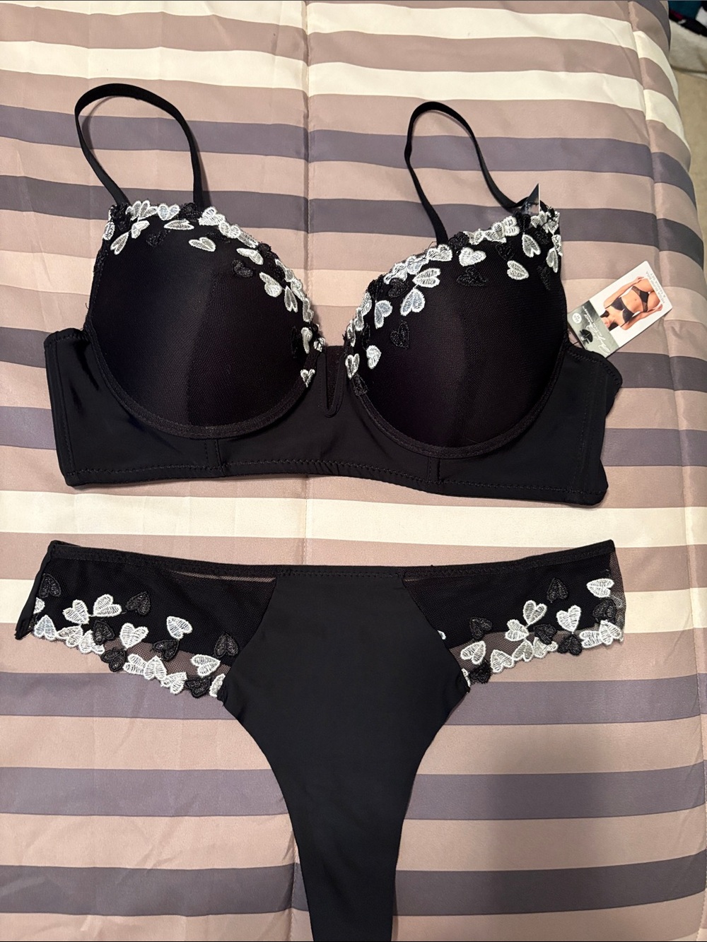 Sexy bra n thong set